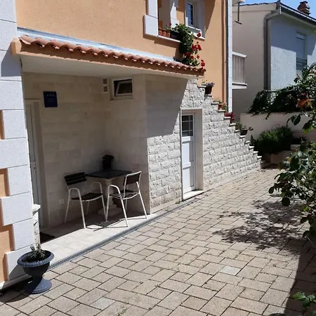 Tanja Apartament *