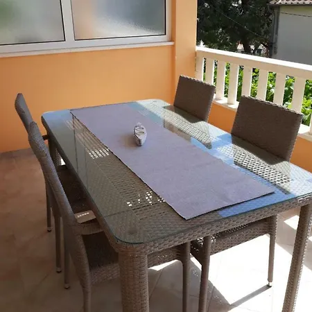 Tanja Apartament Marina