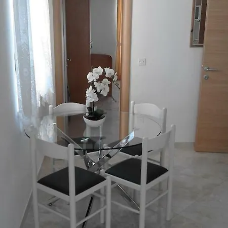 Apartman Tanja *