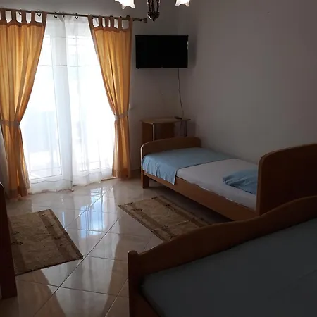 Apartman Tanja *