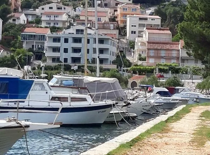 Tanja Apartman Marina
